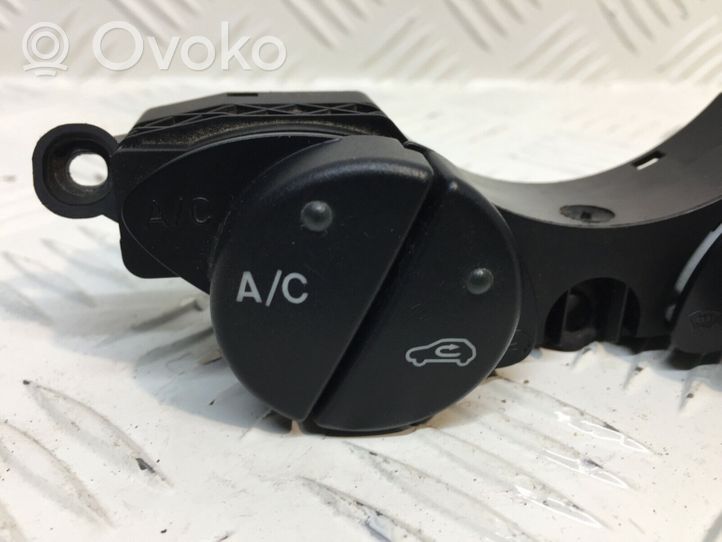 Ford Transit -  Tourneo Connect Windscreen/window heater switch 2T1T19A945CA