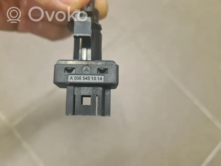 Volkswagen Crafter Clutch pedal sensor 0065451014