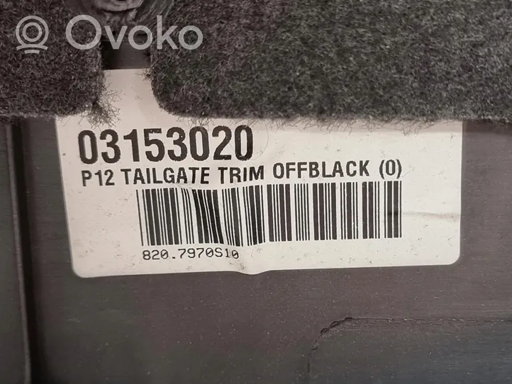 Volvo V50 Takaluukun alaosan verhoilu 