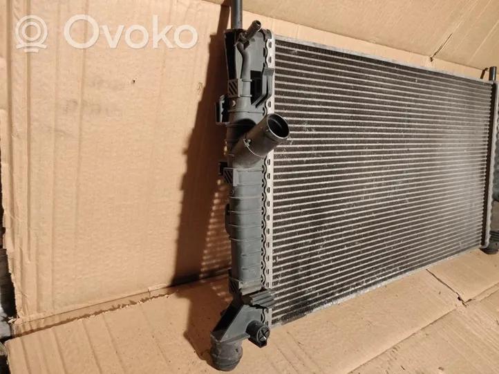 Volvo C30 Radiateur de refroidissement 