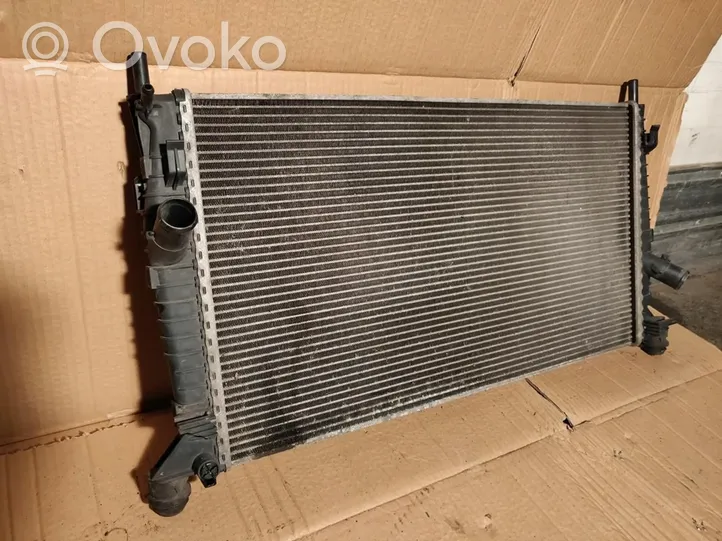 Volvo C30 Radiateur de refroidissement 