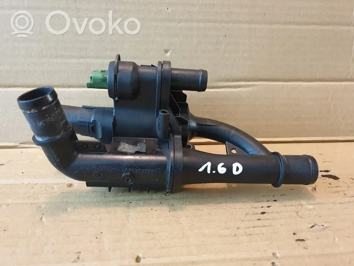 Volvo C30 Boîtier de thermostat / thermostat 9670253780