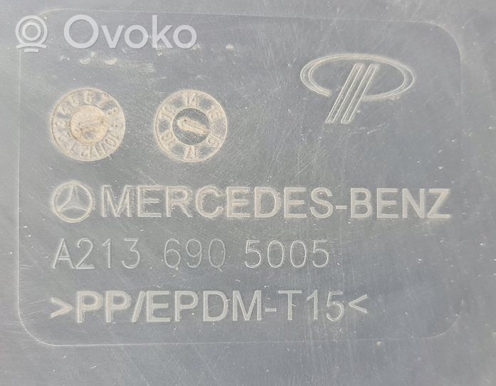 Mercedes-Benz E W213 Osłona środkowa podwozia A2136905005