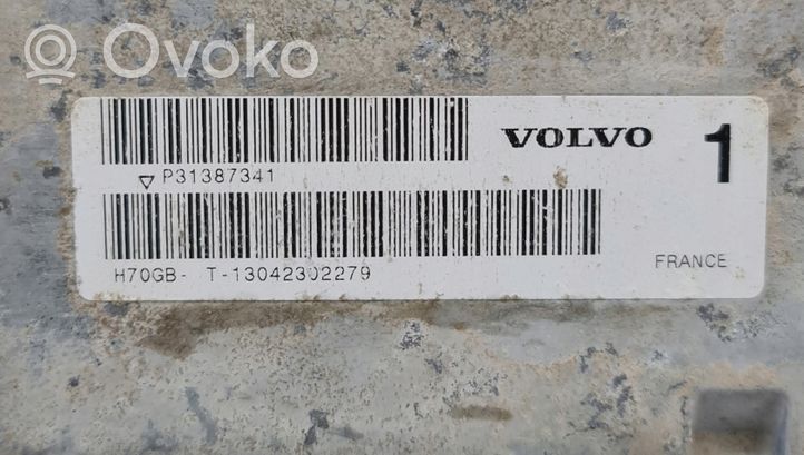 Volvo V40 Ohjauspyörän akselisarja P31387341