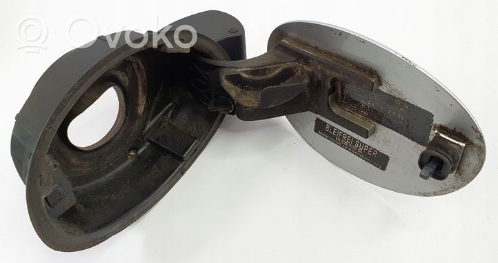 Mercedes-Benz SL R230 Bouchon, volet de trappe de réservoir à carburant A2305840239