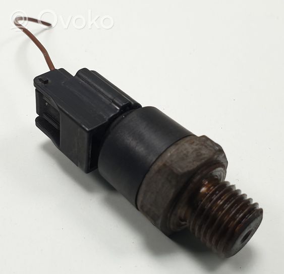 Dacia Sandero Oil pressure sensor 