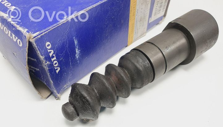 Volvo V70 Clutch slave cylinder 8637142 9181017