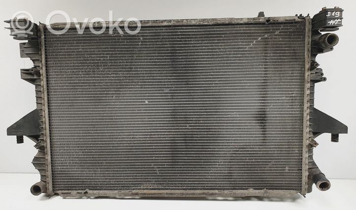 Volkswagen Multivan T5 Coolant radiator 7H0121253J