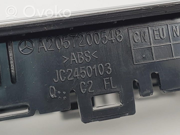 Mercedes-Benz C W205 Panelės apdailos skydas (centrinis) A2057200548