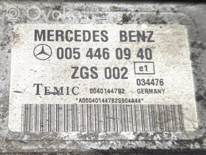 Mercedes-Benz Vario Moottorin ohjainlaite/moduuli A0434471640