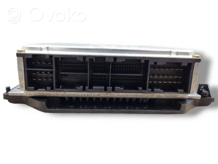 Mercedes-Benz C W202 Sterownik / Moduł ECU 0261204883