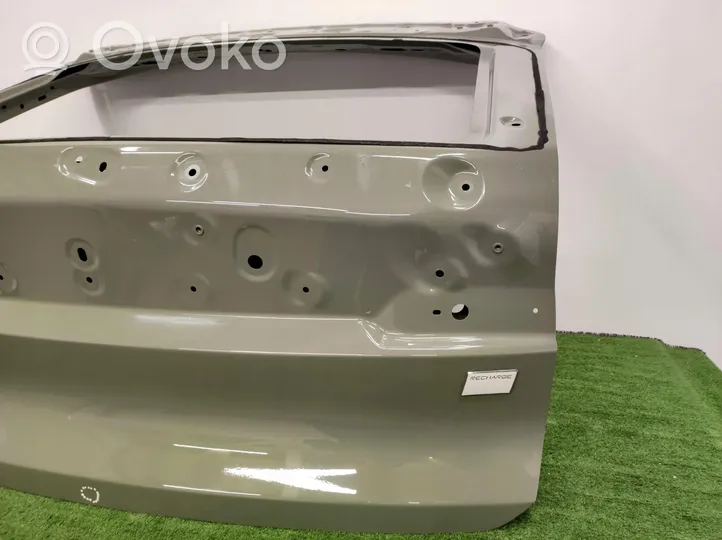 Volvo C40 Takaluukun/tavaratilan kansi 