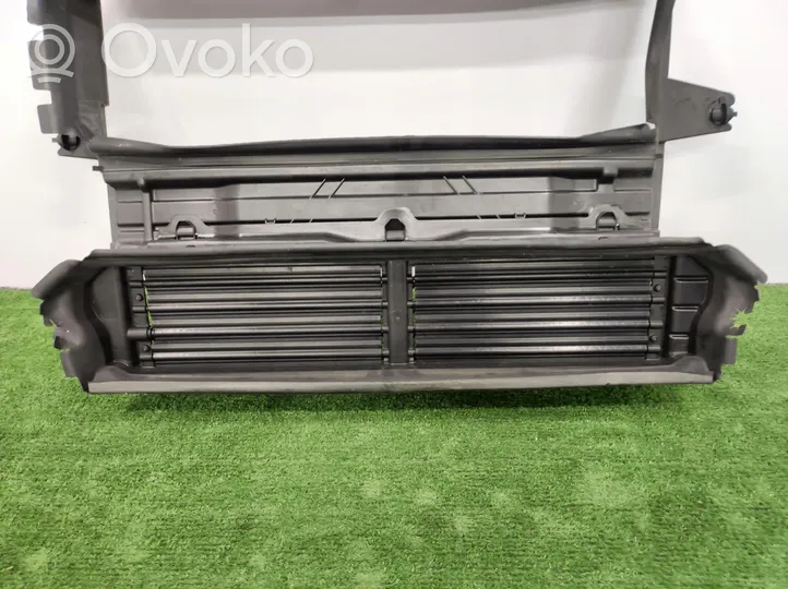 Volvo V60 Garniture de radiateur 