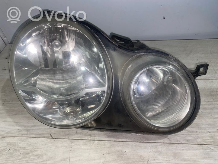 Volkswagen Polo Lampa przednia 53115312