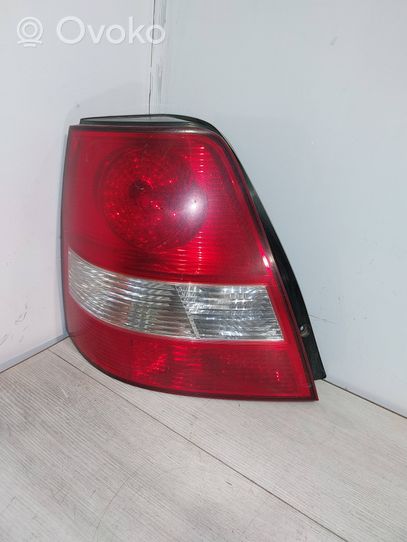 KIA Sorento Luci posteriori E138362