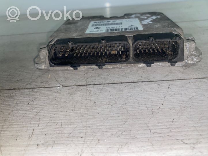 Skoda Octavia Mk1 (1U) Calculateur moteur ECU 032906014F