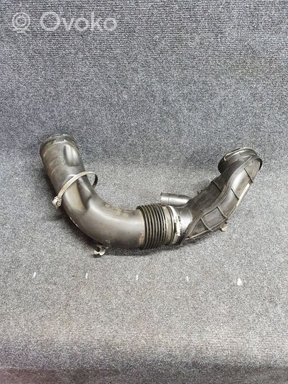 BMW 4 F32 F33 Tuyau d'admission d'air turbo 8512381