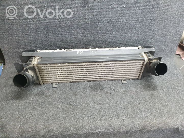 BMW 3 F30 F35 F31 Välijäähdyttimen jäähdytin 7600532