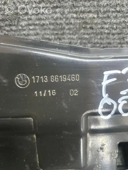 BMW 3 F30 F35 F31 Viršutinė dalis radiatorių panelės (televizoriaus) 8619460