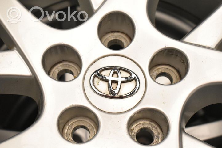 Toyota Corolla Verso E121 R17-alumiinivanne 