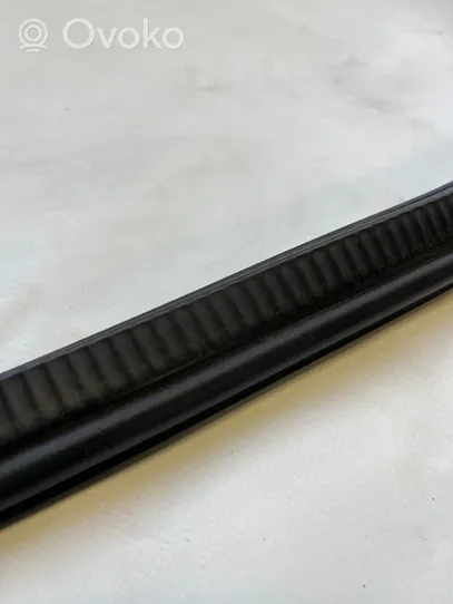 BMW 3 F30 F35 F31 Seal rubber (tailgate) 726309207