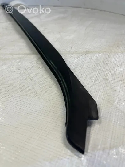 BMW 3 F30 F35 F31 Rivestimento parabrezza 7258187