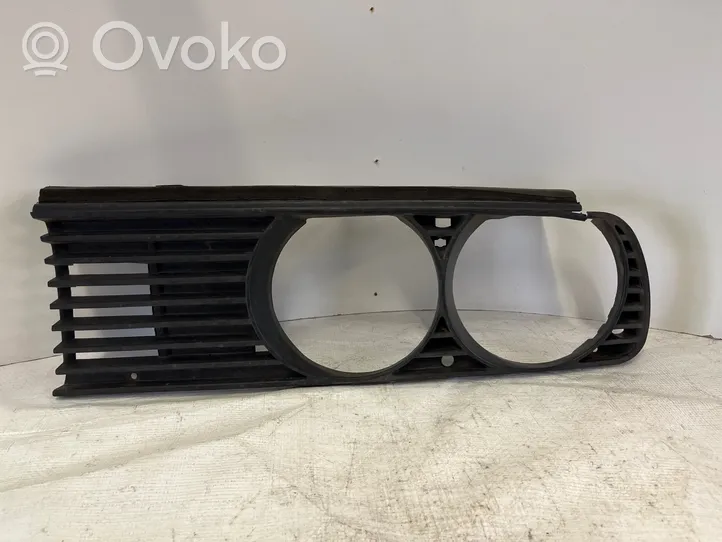 BMW 3 E30 Grille de calandre avant 18760910