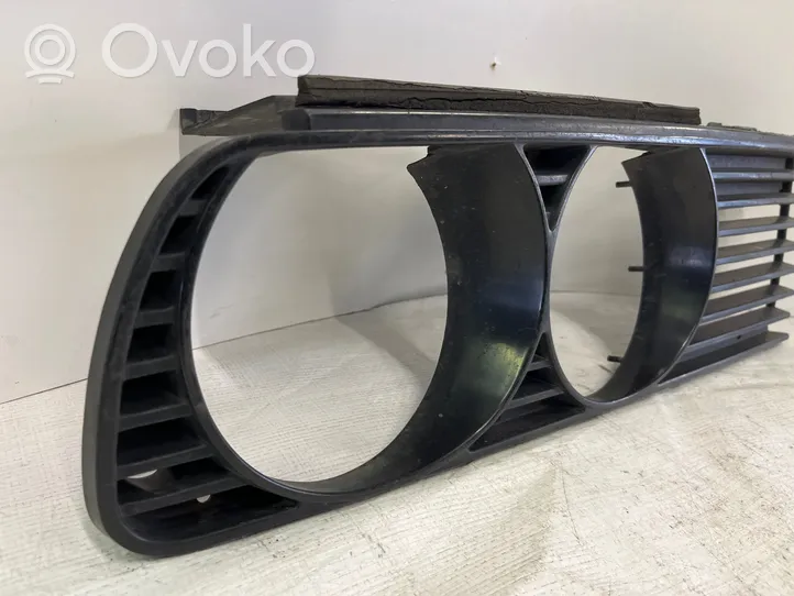 BMW 3 E30 Front grill 18760920