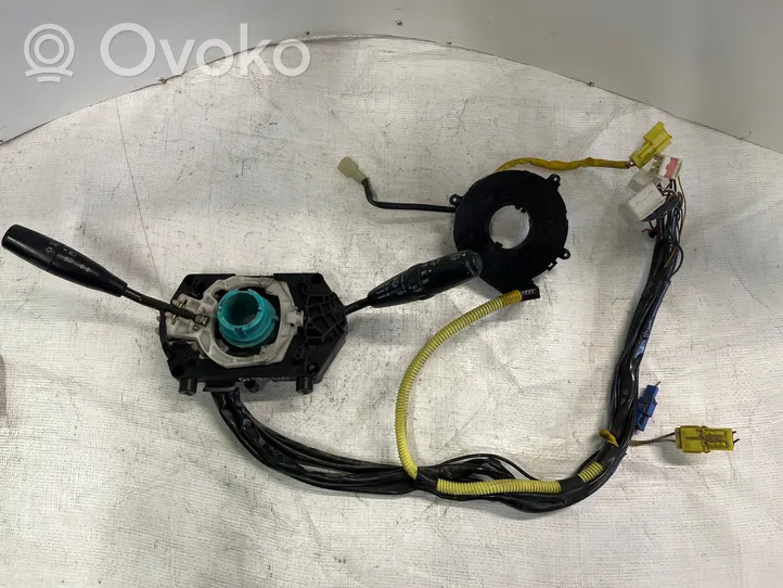 Suzuki Baleno EG Interruptor/palanca de limpiador de luz de giro 3740063G5