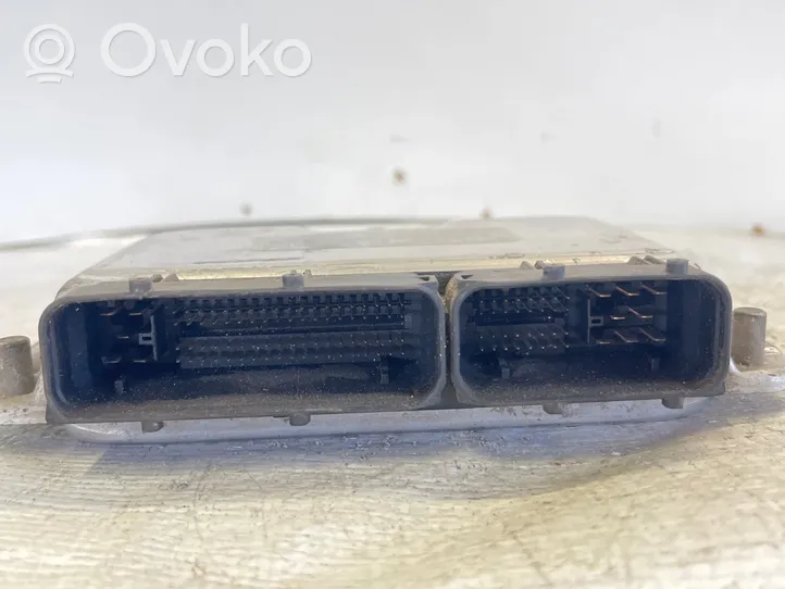 Ford Galaxy Sterownik / Moduł ECU 038906019LR