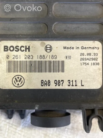 Volkswagen PASSAT B4 Calculateur moteur ECU 8A0907311L