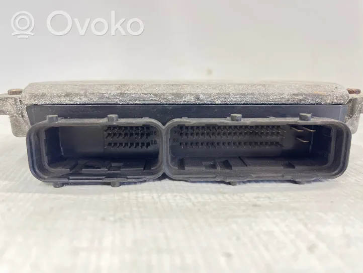 Opel Astra H Sterownik / Moduł ECU 90589736