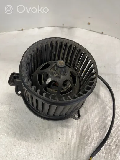 Opel Vivaro Heater fan/blower 5150040900