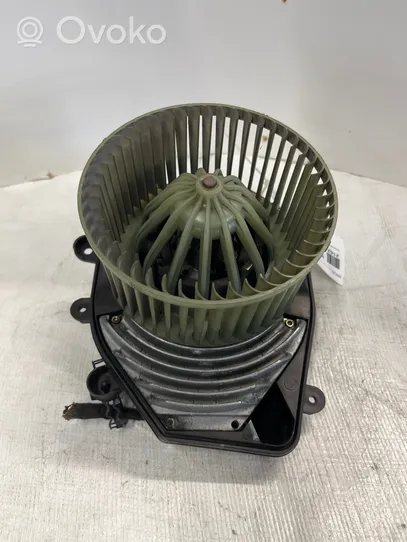 Volkswagen PASSAT B5 Heater fan/blower 8D1820021