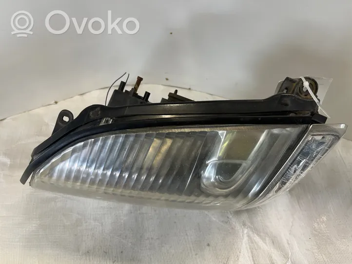 Nissan X-Trail T30 Phare frontale 0821511A4L