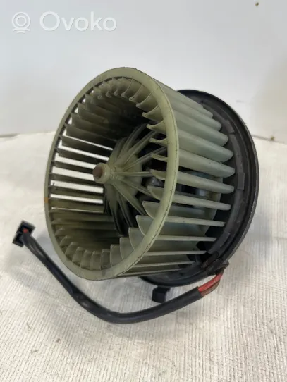 Audi 80 90 S2 B4 Ventola riscaldamento/ventilatore abitacolo 893819021