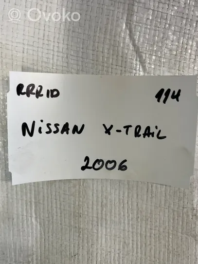Nissan X-Trail T30 Zamek klapy tylnej / bagażnika 905508H300