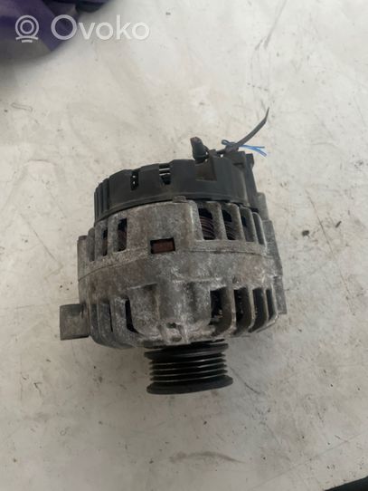 Volkswagen PASSAT B5.5 Alternator 06B903016D