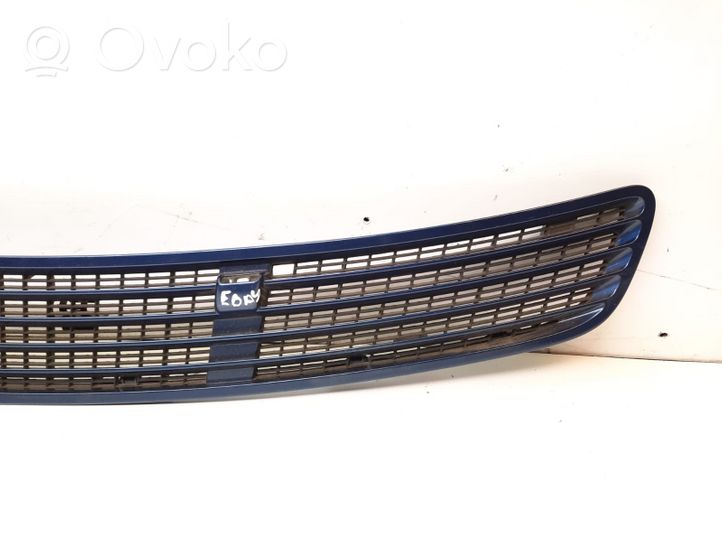 Mercedes-Benz C W203 Griglia vano motore/cofano 2038800205