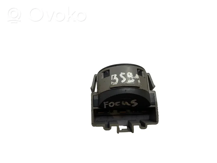 Ford Focus Virtalukon kytkin 93AB11572BG