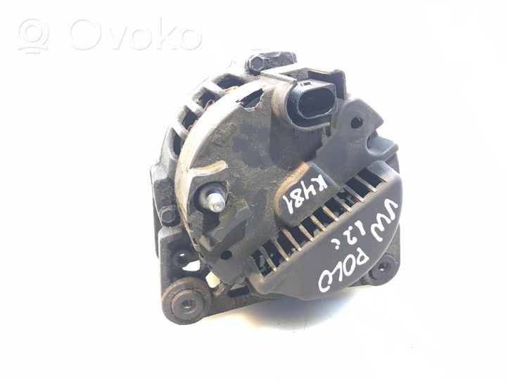 Volkswagen Polo IV 9N3 Generatore/alternatore 03D903025H