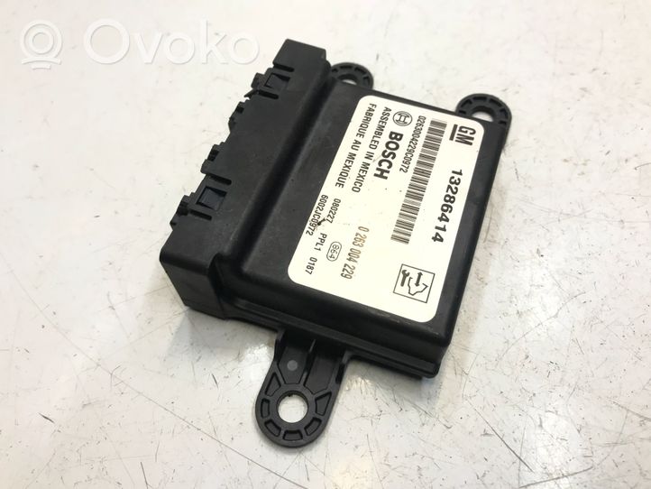 Opel Zafira B Unité de commande, module PDC aide au stationnement 13286414