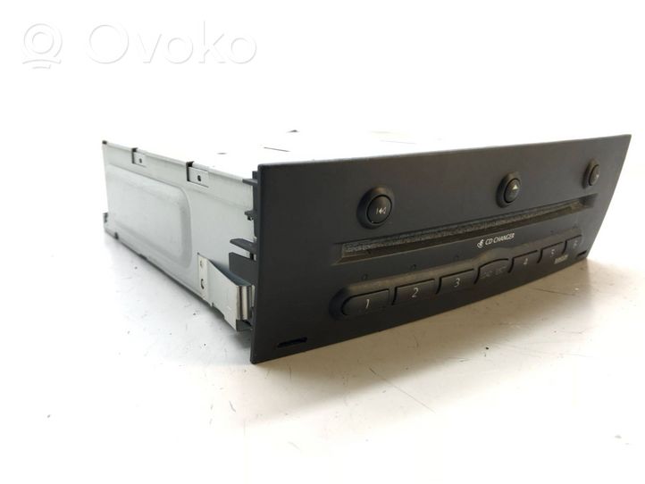 Renault Megane II CD/DVD changer 8200505120a