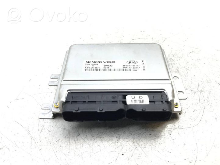 KIA Sportage Komputer / Sterownik ECU i komplet kluczy 3910323171