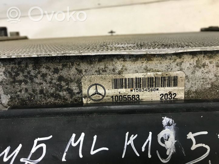 Mercedes-Benz ML W163 Jäähdyttimen lauhdutin a1635001004