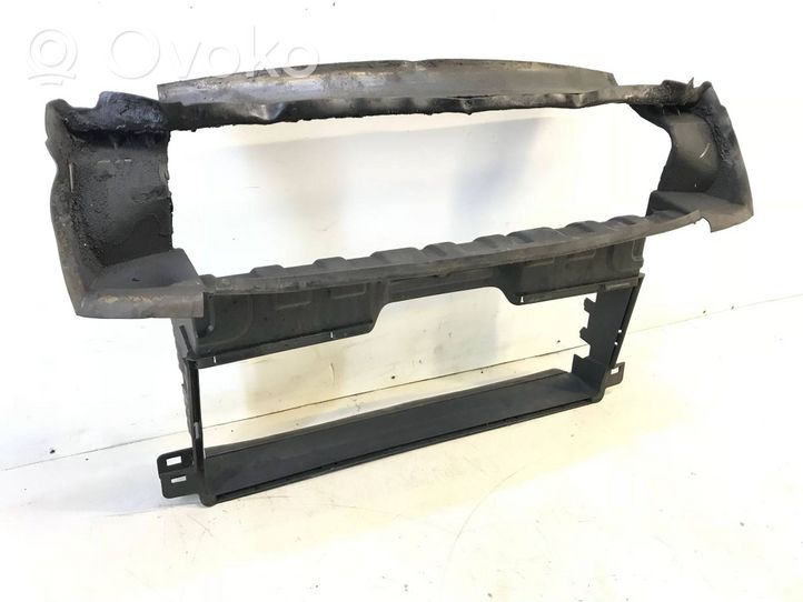 Land Rover Freelander 2 - LR2 Staffa del pannello di supporto del radiatore 