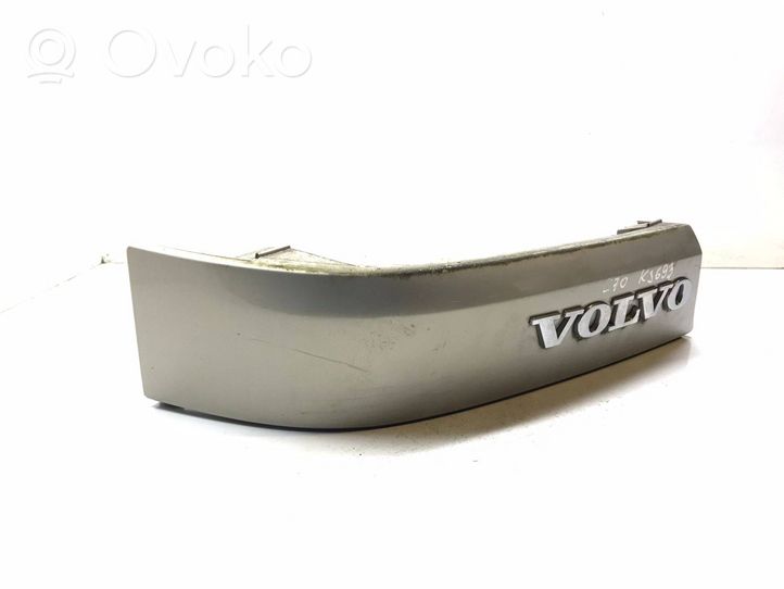 Volvo C70 Rivestimento modanatura del faro posteriore 8600109