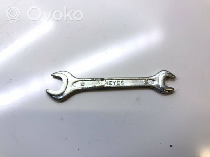 Seat Toledo III (5P) Kit d’outils 5p5861873