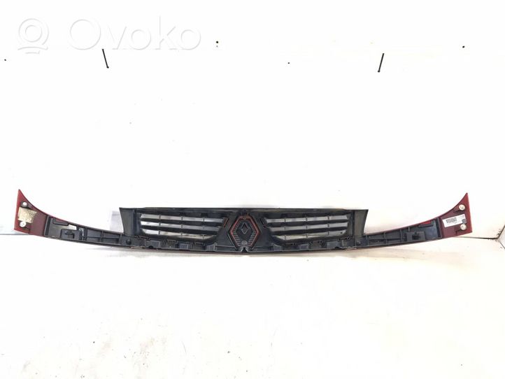 Renault Kangoo I Maskownica / Grill / Atrapa górna chłodnicy 8200070031