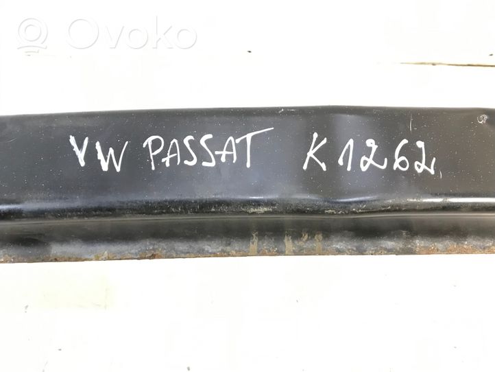 Volkswagen PASSAT B5.5 Poprzeczka zderzaka przedniego 3B0807553G